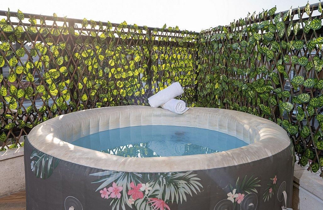 91689 דירת אירוח זוגית מרפסת וג'קוזי, הפנטהאוז של תל אביב, צימר  בתל אביב צימרים - Zimer 4 U