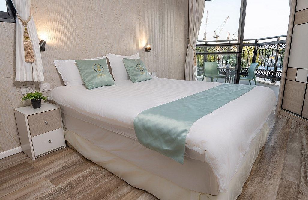 91706 דירת אירוח זוגית עם מרפסת וגקוזי פנימי, הפנטהאוז של תל אביב, צימר  בתל אביב צימרים - Zimer 4 U