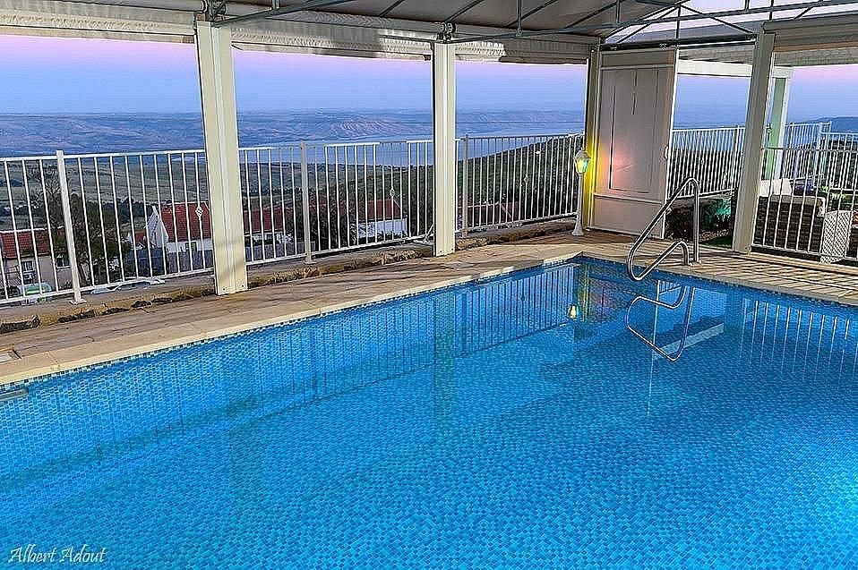 92049 גלריה כללית, סלו מול הכנרת - מתחם בוטיק יוקרתי לקהל הדתי, צימר  בנוף כנרת צימרים - Zimer 4 U