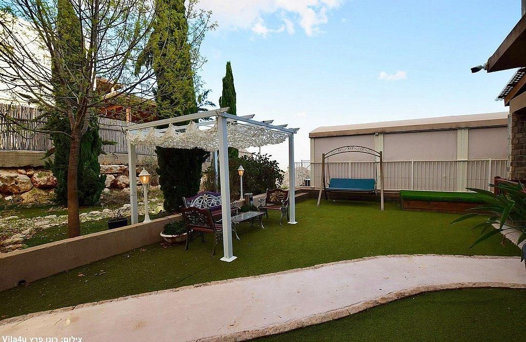 92073 מתחם החוץ המשקיף לכנרת, סלו מול הכנרת - מתחם בוטיק יוקרתי לקהל הדתי, צימר  בנוף כנרת צימרים - Zimer 4 U