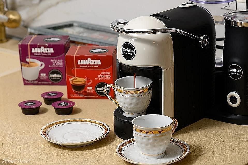 92117 סווטית אזמרה, סלו מול הכנרת - מתחם בוטיק יוקרתי לקהל הדתי, צימר  בנוף כנרת צימרים - Zimer 4 U