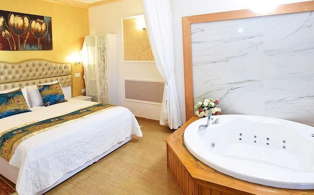 92118 סווטית אזמרה, סלו מול הכנרת - מתחם בוטיק יוקרתי לקהל הדתי, צימר  בנוף כנרת צימרים - Zimer 4 U