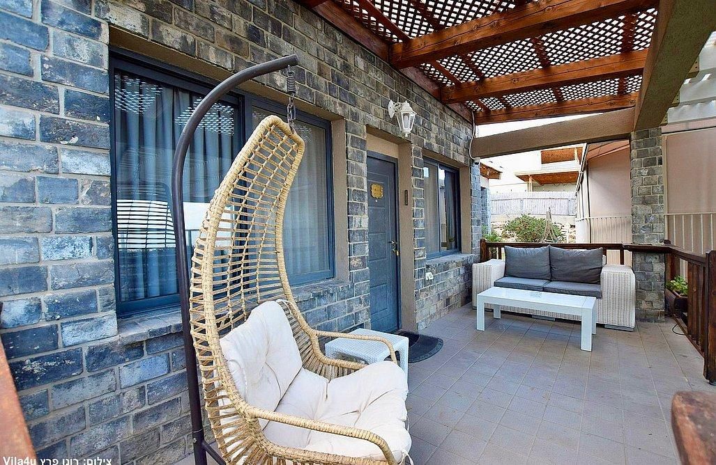 92127 סווטית אזמרה, סלו מול הכנרת - מתחם בוטיק יוקרתי לקהל הדתי, צימר  בנוף כנרת צימרים - Zimer 4 U