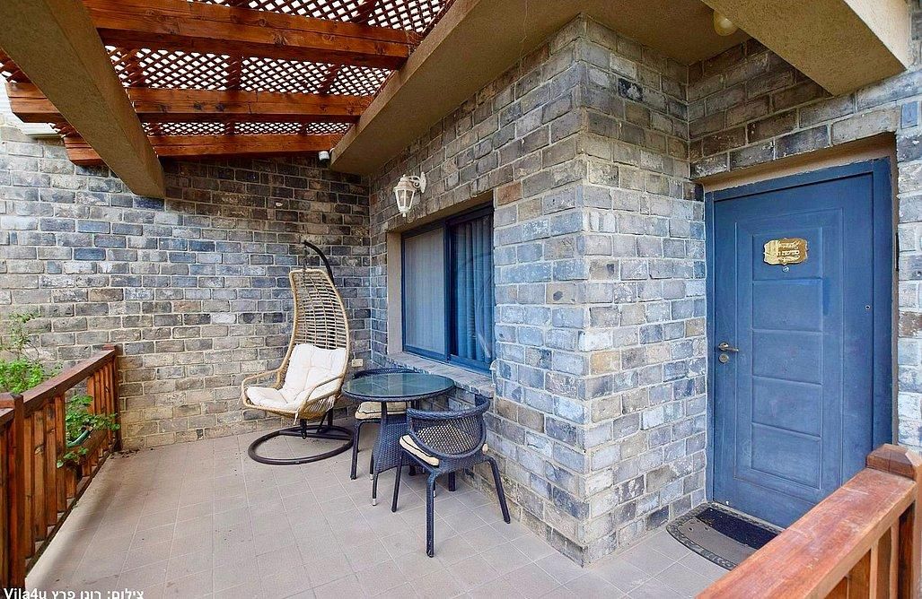 92143 סוויטת הלל, סלו מול הכנרת - מתחם בוטיק יוקרתי לקהל הדתי, צימר  בנוף כנרת צימרים - Zimer 4 U