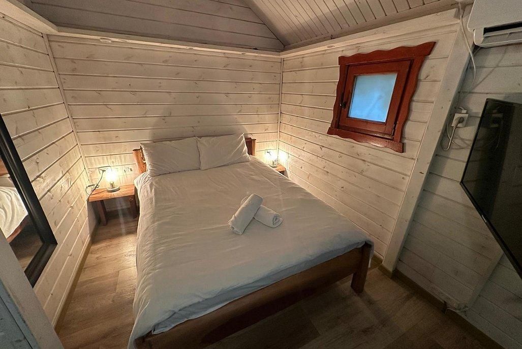 92363 בקתות עץ משפחתיות, לה בריזה, צימר  באלקוש צימרים - Zimer 4 U