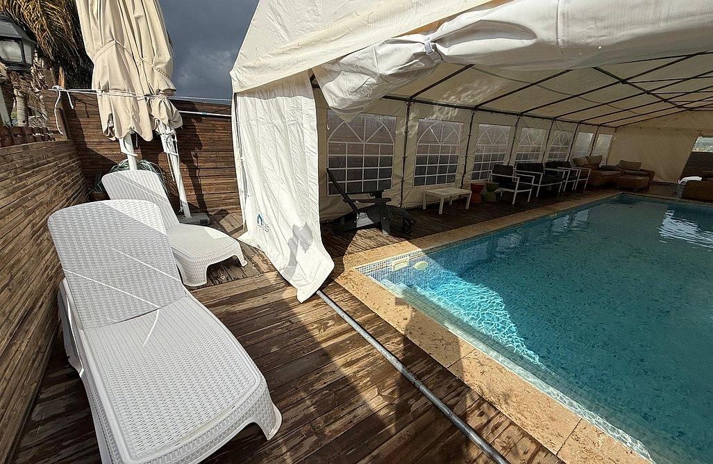 92509 הבריכה בחורף, נחלים בקתות בטבע, צימר  ביבנאל צימרים - Zimer 4 U