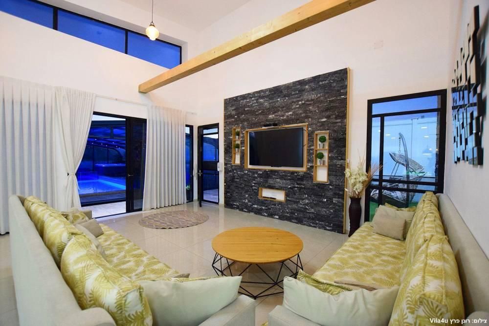 92557 גלרית פנים, סוויטות גולד רויאל, צימר  בחוסן צימרים - Zimer 4 U