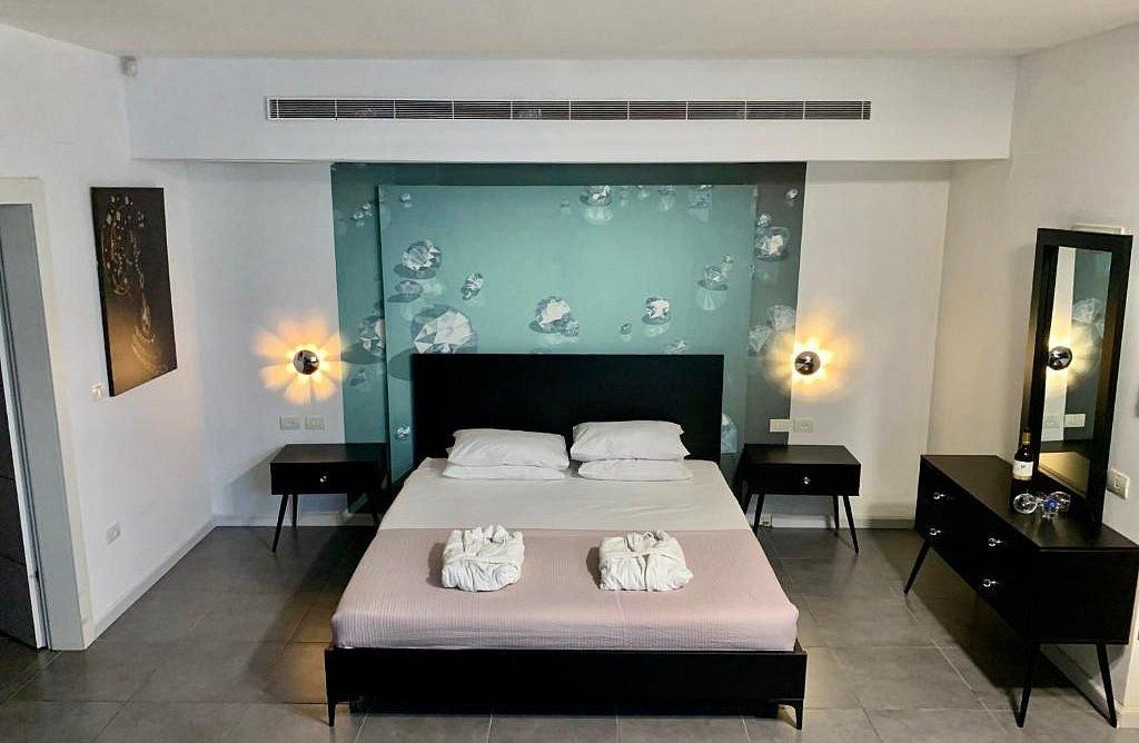 92608 גלריה כללית, סוויטות יהלום, צימר  בחד נס צימרים - Zimer 4 U