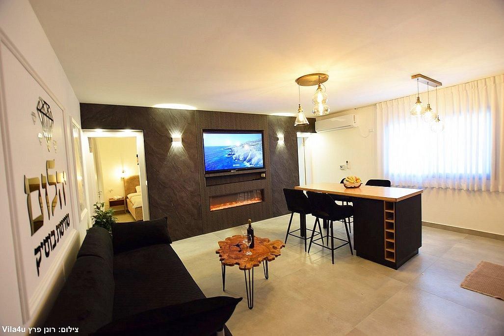 92668 המתחם הפנימי, יהלום - סוויטת בוטיק, צימר  בדלתון צימרים - Zimer 4 U