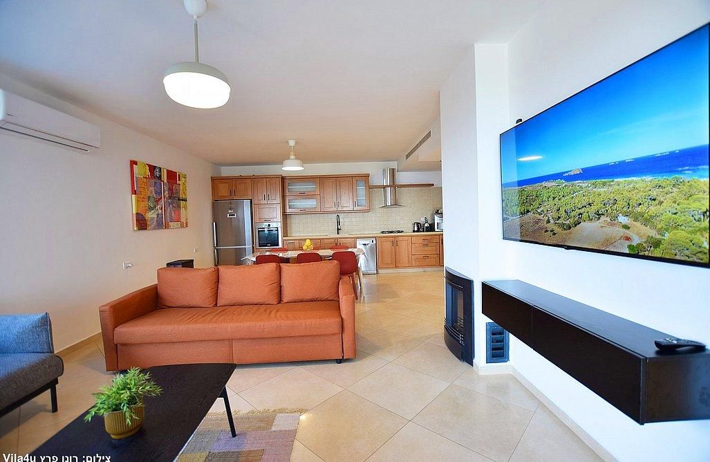 92726 גלריה כללית, מלרוז על הכנרת, צימר  במגדל צימרים - Zimer 4 U