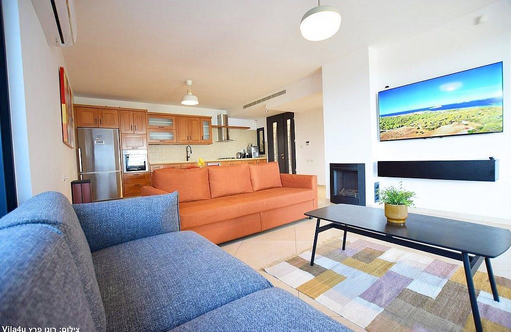 92755 מתחם פנימי, מלרוז על הכנרת, צימר  במגדל צימרים - Zimer 4 U