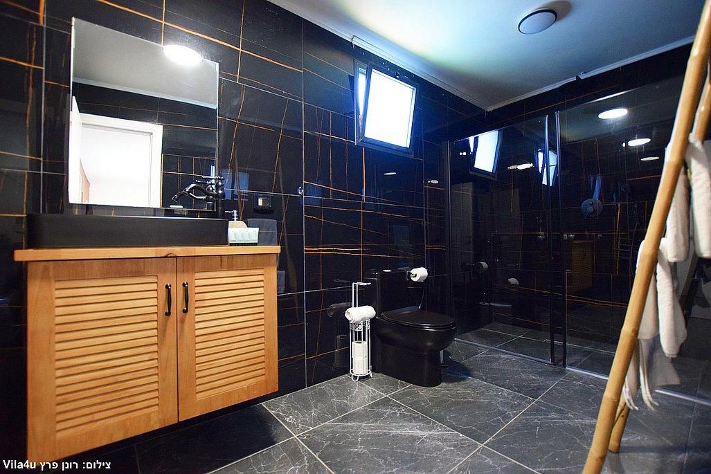 92762 פנים הסוויטה, רפאל רויאל, צימר  בשתולה צימרים - Zimer 4 U