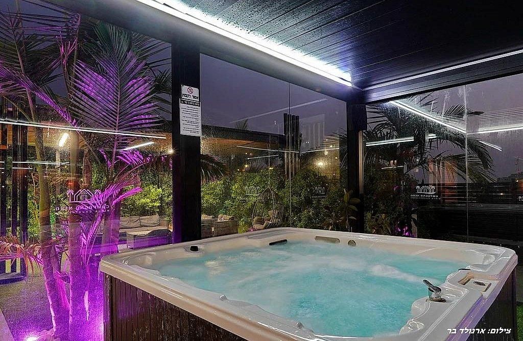 92925 גלרית חוץ, סוויטות קמפניה נירה - Campagna Nera, צימר  בירכא צימרים - Zimer 4 U