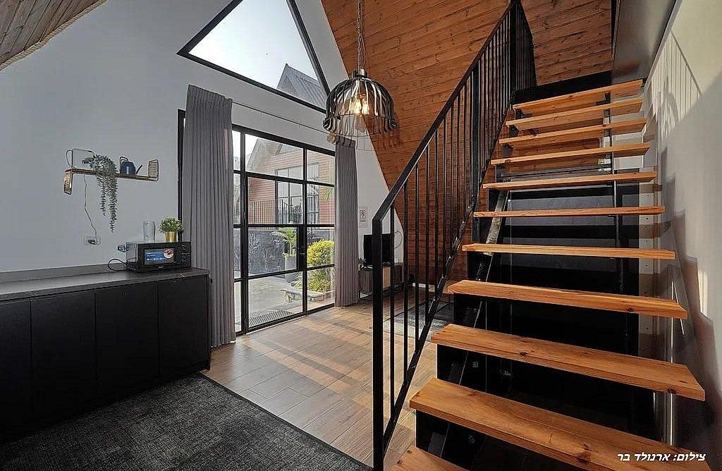 92976 גלרית חוץ, סוויטות קמפניה נירה - Campagna Nera, צימר  בירכא צימרים - Zimer 4 U