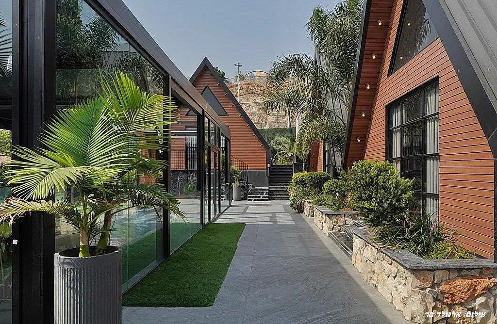 92987 גלרית חוץ, סוויטות קמפניה נירה - Campagna Nera, צימר  בירכא צימרים - Zimer 4 U