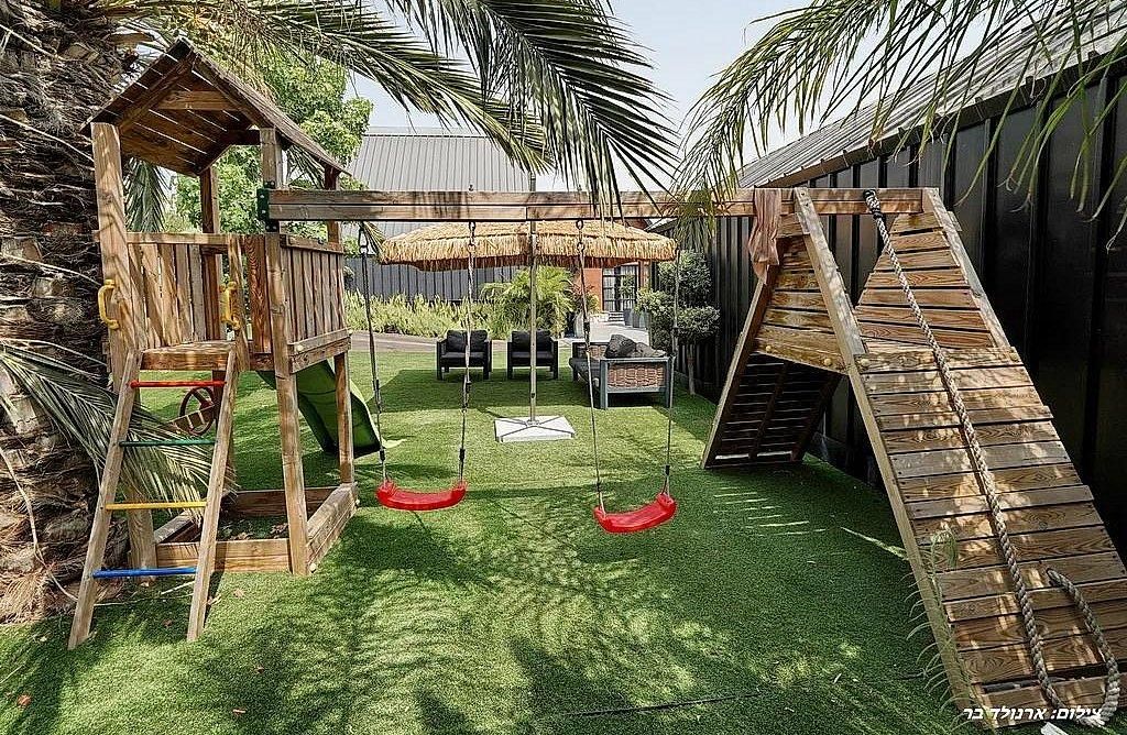 92990 גלרית חוץ, סוויטות קמפניה נירה - Campagna Nera, צימר  בירכא צימרים - Zimer 4 U