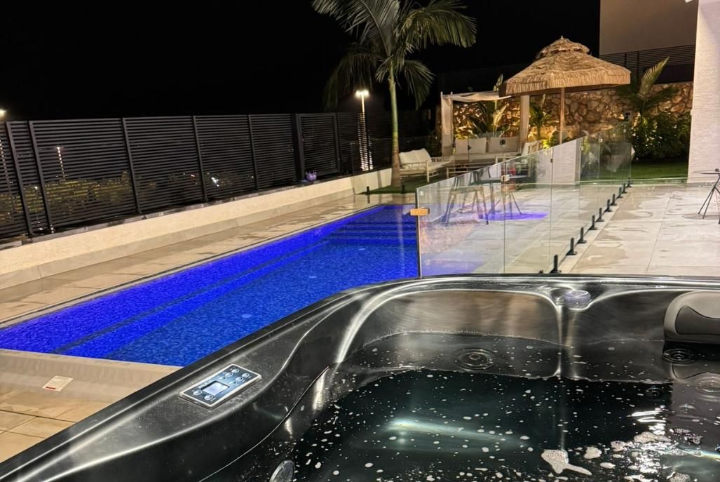 93155 המתחם החיצוני, כינר סוויטות יוקרה, צימר  בראש פינה צימרים - Zimer 4 U