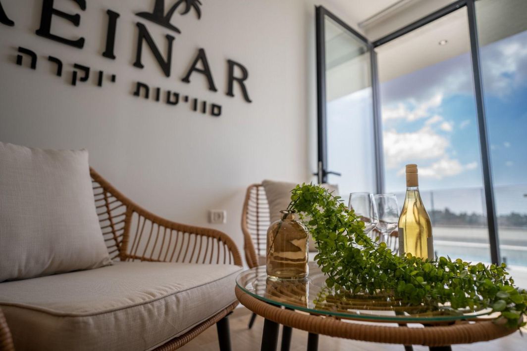 93161 כללי, כינר סוויטות יוקרה, צימר  בראש פינה צימרים - Zimer 4 U