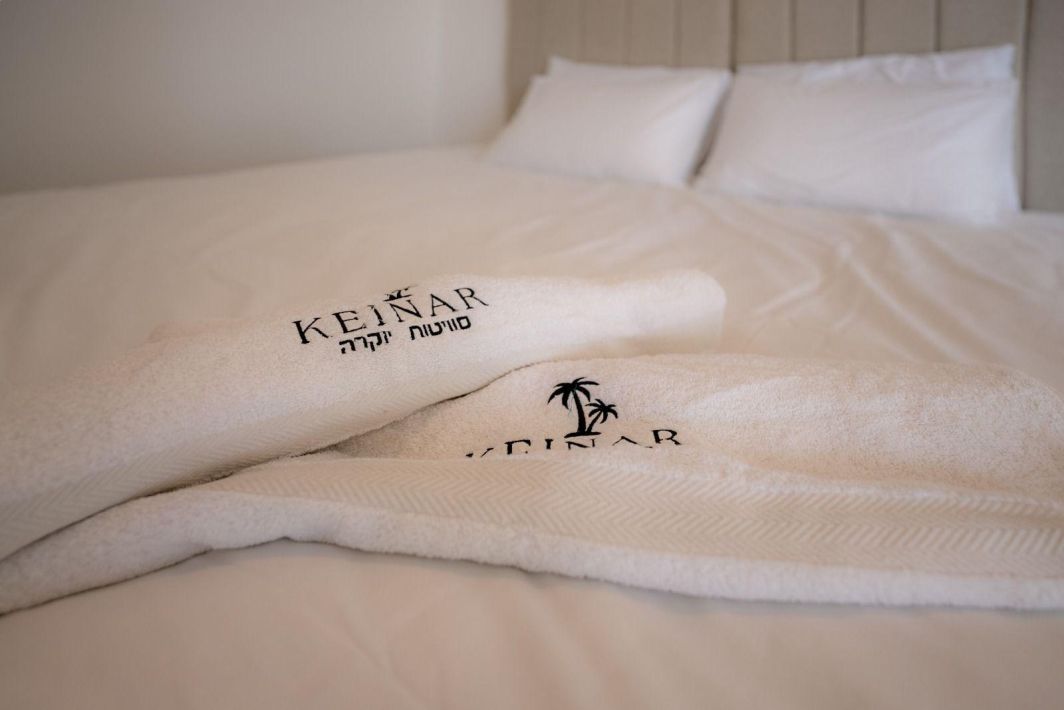 93168 כללי, כינר סוויטות יוקרה, צימר  בראש פינה צימרים - Zimer 4 U