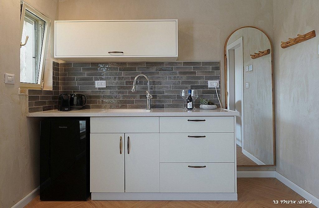 93320 Sienna Suite, סוויטות שילו - Shilo Suites, צימר  במשמר הירדן צימרים - Zimer 4 U