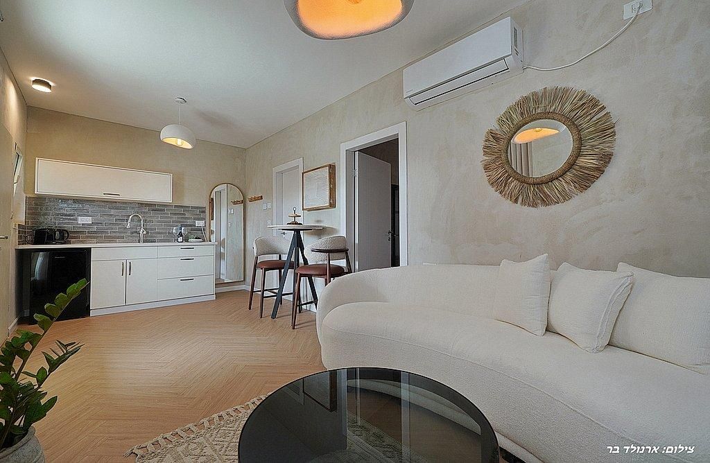 93322 Sienna Suite, סוויטות שילו - Shilo Suites, צימר  במשמר הירדן צימרים - Zimer 4 U