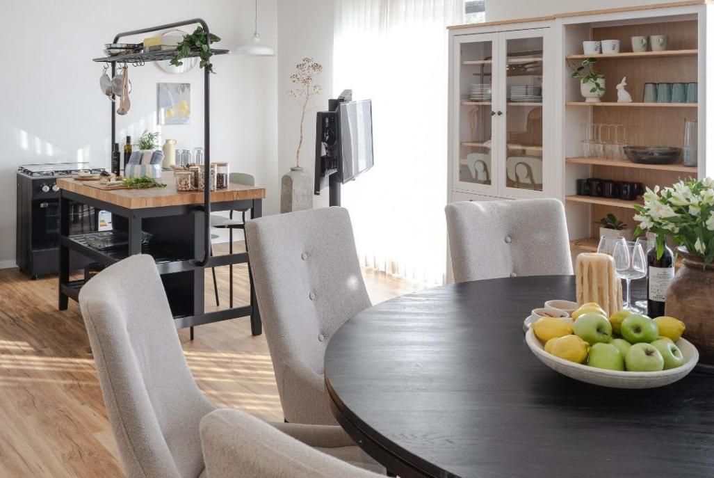 93435 פנים הסוויטות, סוויטות יוקרה מעגל השמש, צימר  בפוריה עילית צימרים - Zimer 4 U