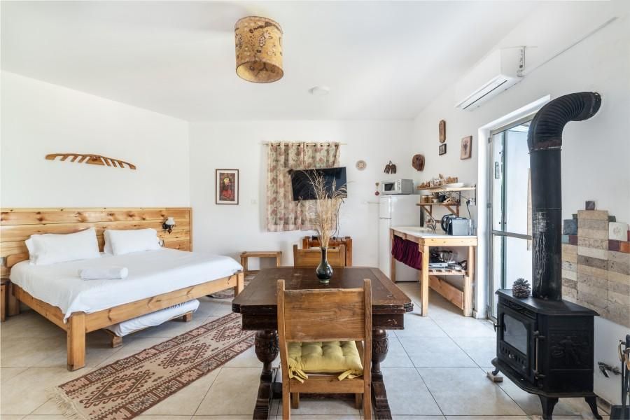 93561 סוויטת נירה, שיר החורש, צימר  בשומרה צימרים - Zimer 4 U