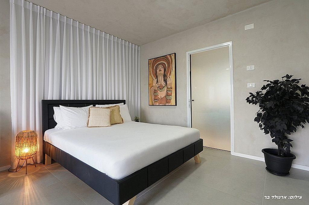 93657 גלריה כללית, אחוזת הלל, צימר  במנות צימרים - Zimer 4 U