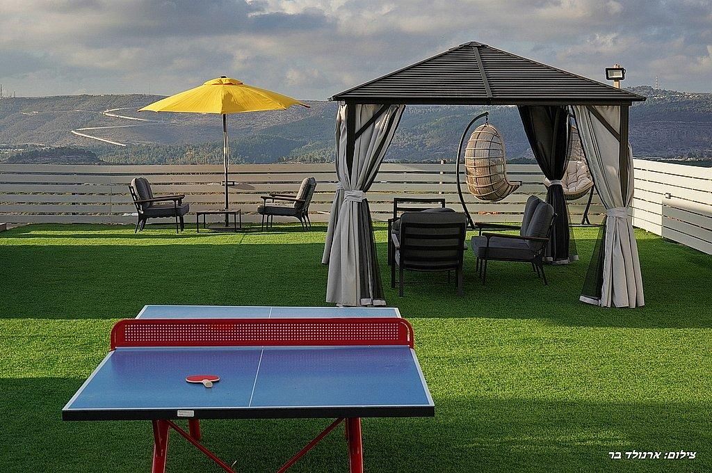 93733 מתחם חיצוני, אחוזת הלל, צימר  במנות צימרים - Zimer 4 U