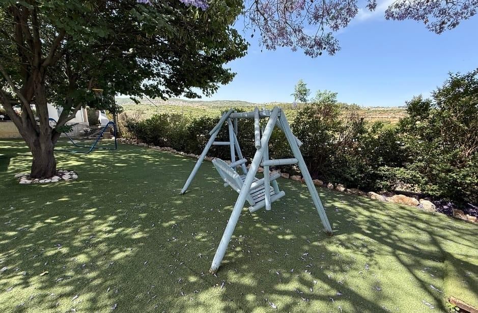 94021 מתחם חיצוני, צימרים בצל האלון, צימר  בפקיעין החדשה צימרים - Zimer 4 U