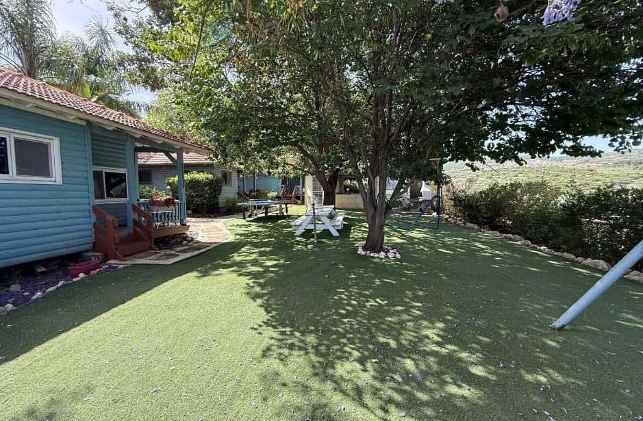 94026 מתחם חיצוני, צימרים בצל האלון, צימר  בפקיעין החדשה צימרים - Zimer 4 U