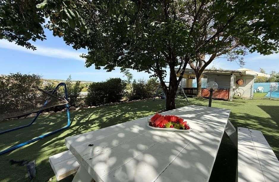 94036 מתחם חיצוני, צימרים בצל האלון, צימר  בפקיעין החדשה צימרים - Zimer 4 U