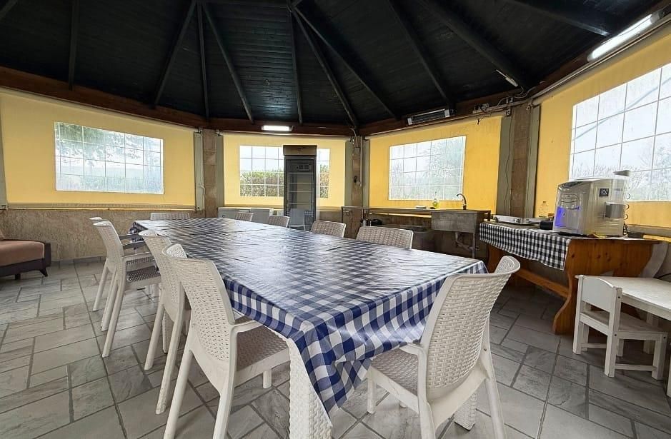 94134 מתחם האוכל והישיבה, צימרים בצל האלון, צימר  בפקיעין החדשה צימרים - Zimer 4 U