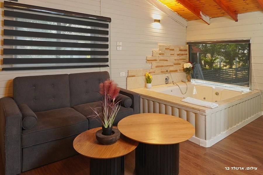 94196 גלריה כללית, אחוזת נוף אכזיב, צימר  במנות צימרים - Zimer 4 U