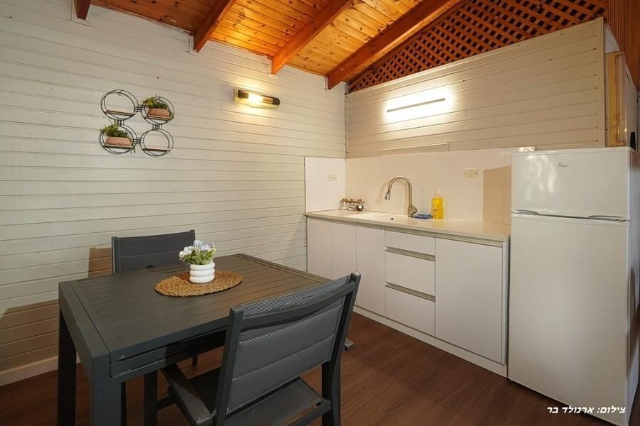 94219 סוויטה 1, אחוזת נוף אכזיב, צימר  במנות צימרים - Zimer 4 U