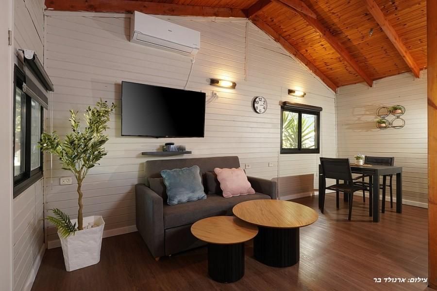 94221 סוויטה 1, אחוזת נוף אכזיב, צימר  במנות צימרים - Zimer 4 U