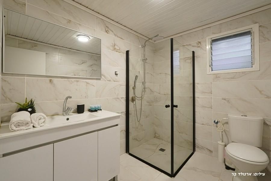 94234 סוויטה 3, אחוזת נוף אכזיב, צימר  במנות צימרים - Zimer 4 U