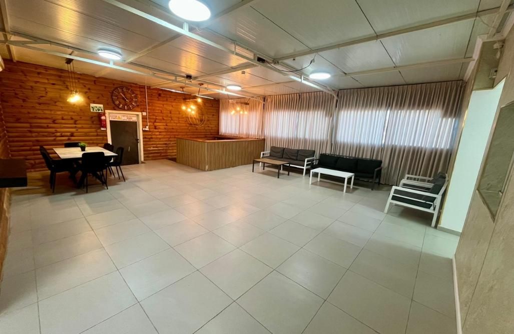 94310 סוויטות גולדן R, סוויטות גולדן R, צימר  בעבדון צימרים - Zimer 4 U