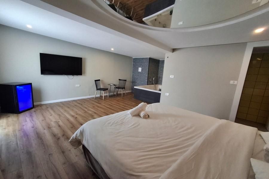 94327 גלריה כללית, צימרים כפר הים, צימר  בנתניה צימרים - Zimer 4 U