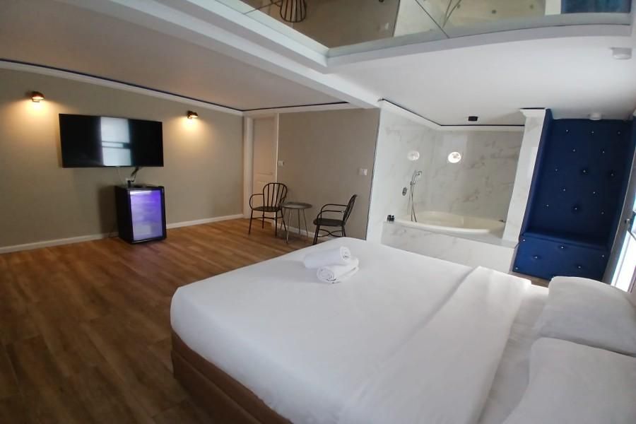 94346 יחידות אירוח עם ג'קוזי, צימרים כפר הים, צימר  בנתניה צימרים - Zimer 4 U