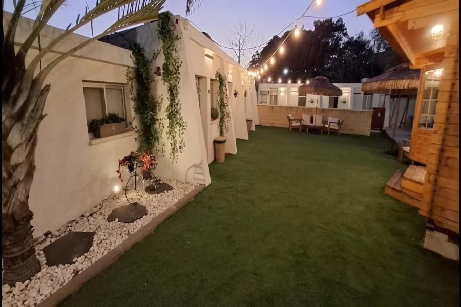 94368 מתחם חיצוני הבריכה והג'קוזי, צימרים כפר הים, צימר  בנתניה צימרים - Zimer 4 U