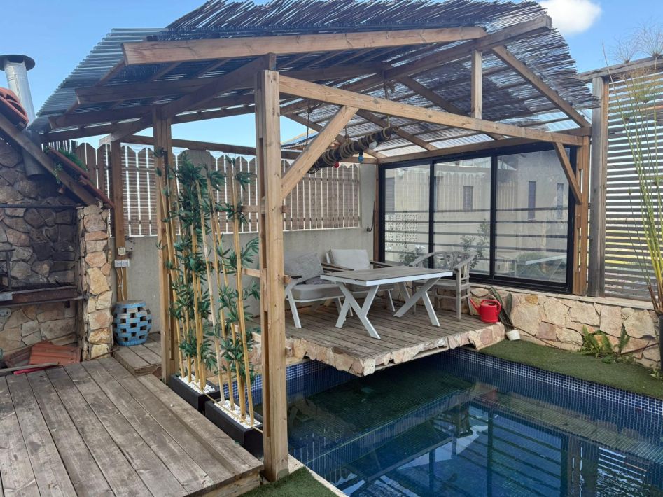 94403 גלריה חיצונית, גן עדן בשרון, צימר  בכפר סבא צימרים - Zimer 4 U