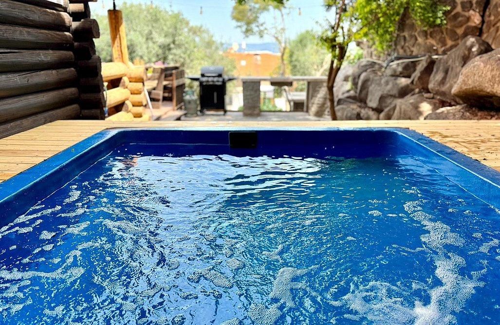 94495 גלריה כללית, צימר בקתה בזית, צימר  במגדל צימרים - Zimer 4 U