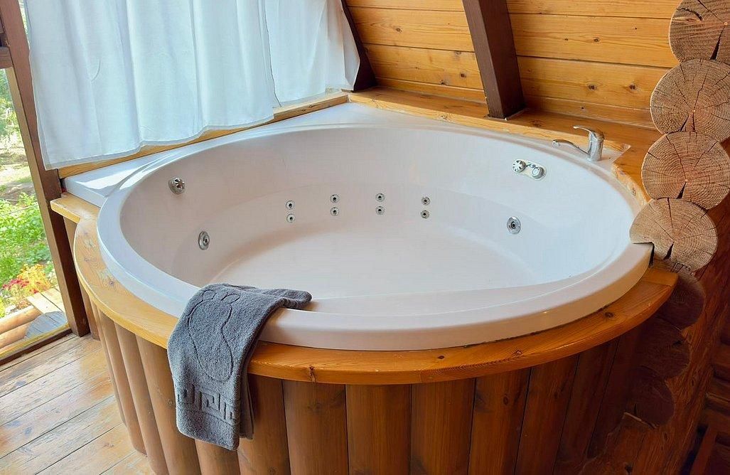 94503 גלרית פנים, צימר בקתה בזית, צימר  במגדל צימרים - Zimer 4 U