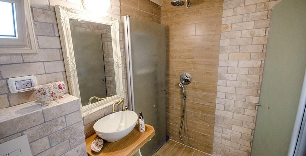 94634 גלריה כללית, פרובנס בגן, צימר  בראש פינה צימרים - Zimer 4 U