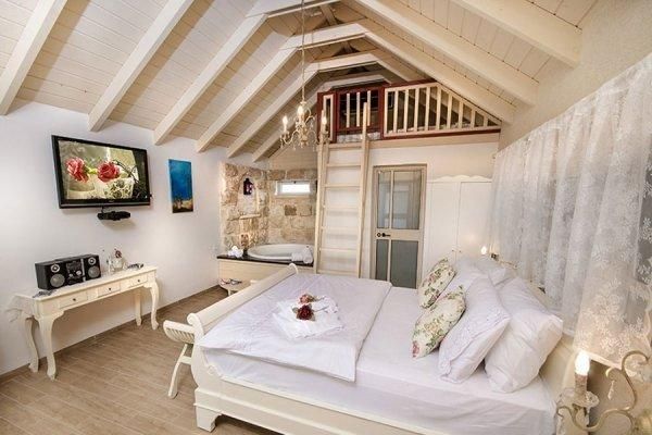 94653 פנים הסוויטות, פרובנס בגן, צימר  בראש פינה צימרים - Zimer 4 U