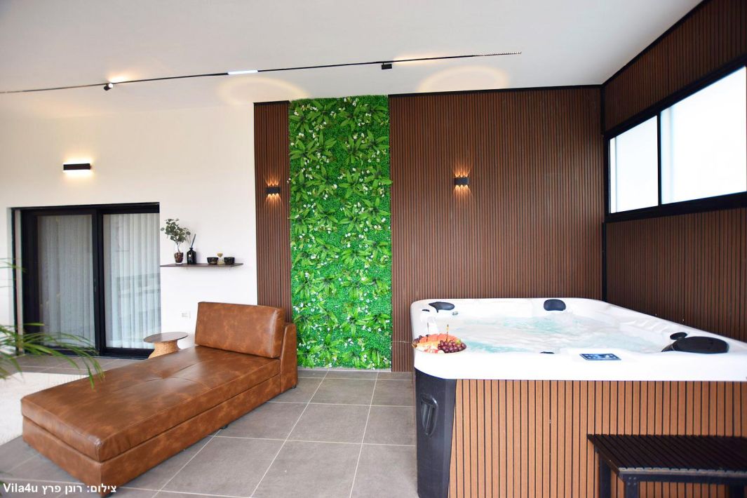 94683 חדר הג'קוזי, תאירה סוויט, צימר  בראש פינה צימרים - Zimer 4 U