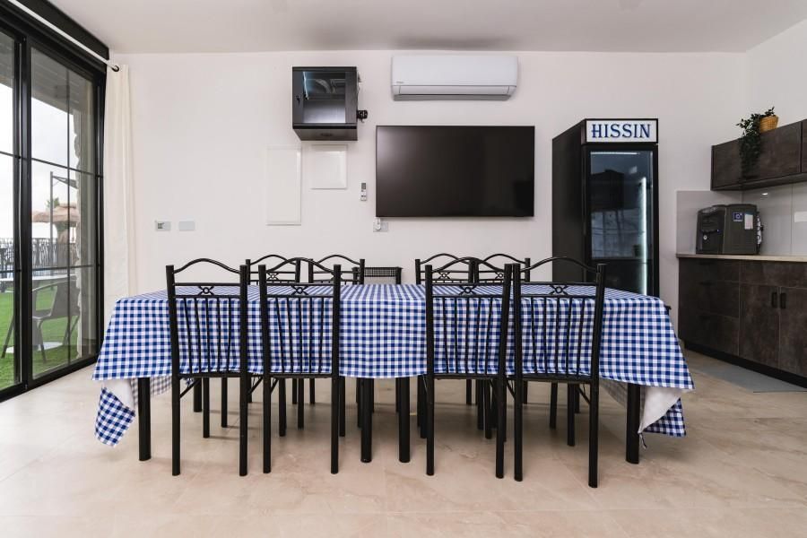 94806 מתחם החצר וחדר האוכל, צימרים על הפסגה, צימר  בירכא צימרים - Zimer 4 U