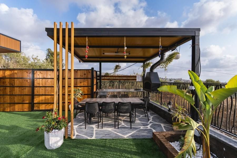 94814 מתחם החצר וחדר האוכל, צימרים על הפסגה, צימר  בירכא צימרים - Zimer 4 U