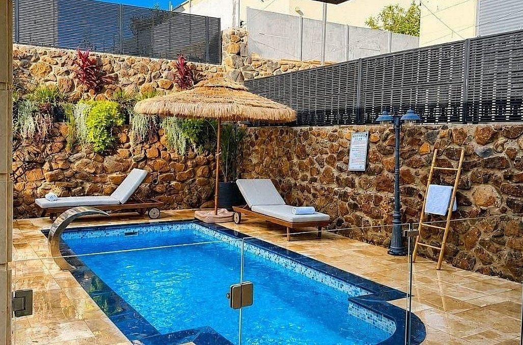 98591 המתחם החיצוני, מתחם הנופש  קאסה ריזורט, צימר  בקצרין צימרים - Zimer 4 U